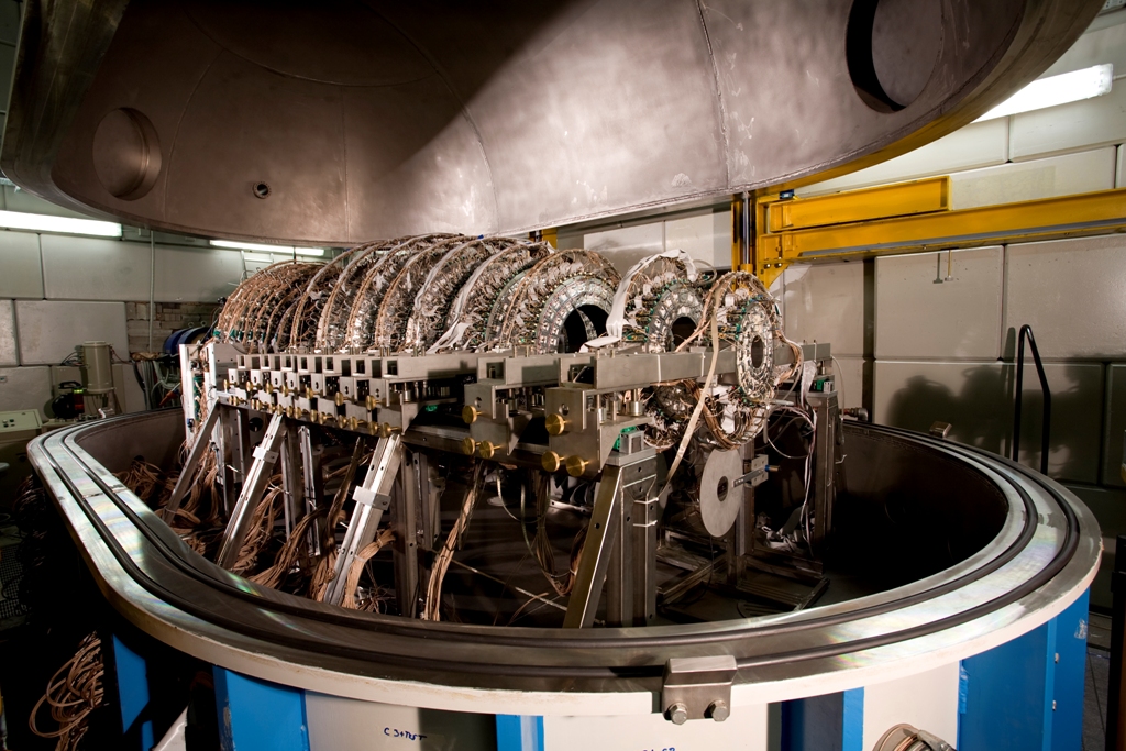 The CHIMERA multidetector in its vacuum chamber at Laboratori Nazionali del Sud.